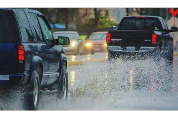 暴雨頻發，開車一定要注意這3點，否則保險一分不賠！